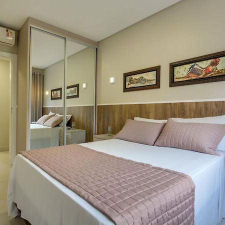 Апартаменты Residencial Casa Flora Бомбиньяс Экстерьер фото